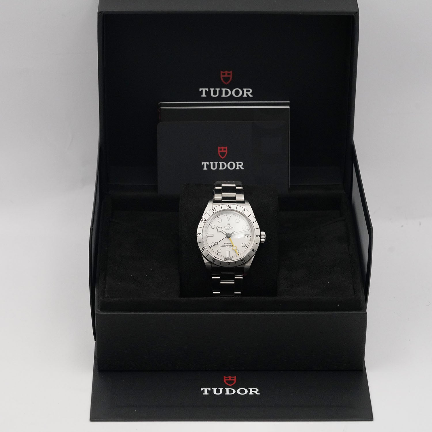 Explorer - Tudor