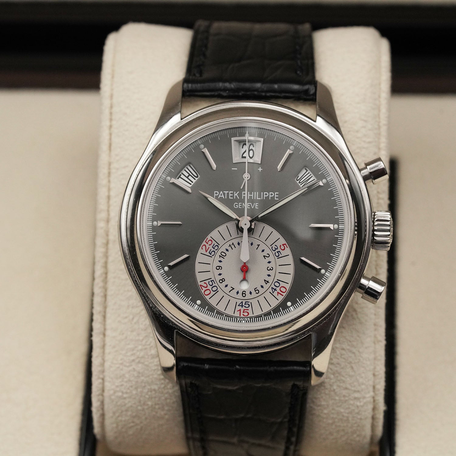 Calendar Annual - Patek Philippe