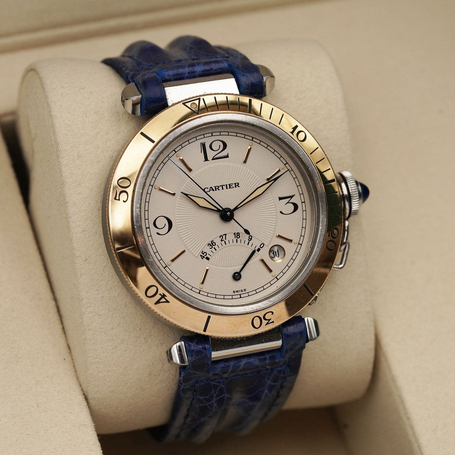 Pasha 1033 power reserve - Cartier