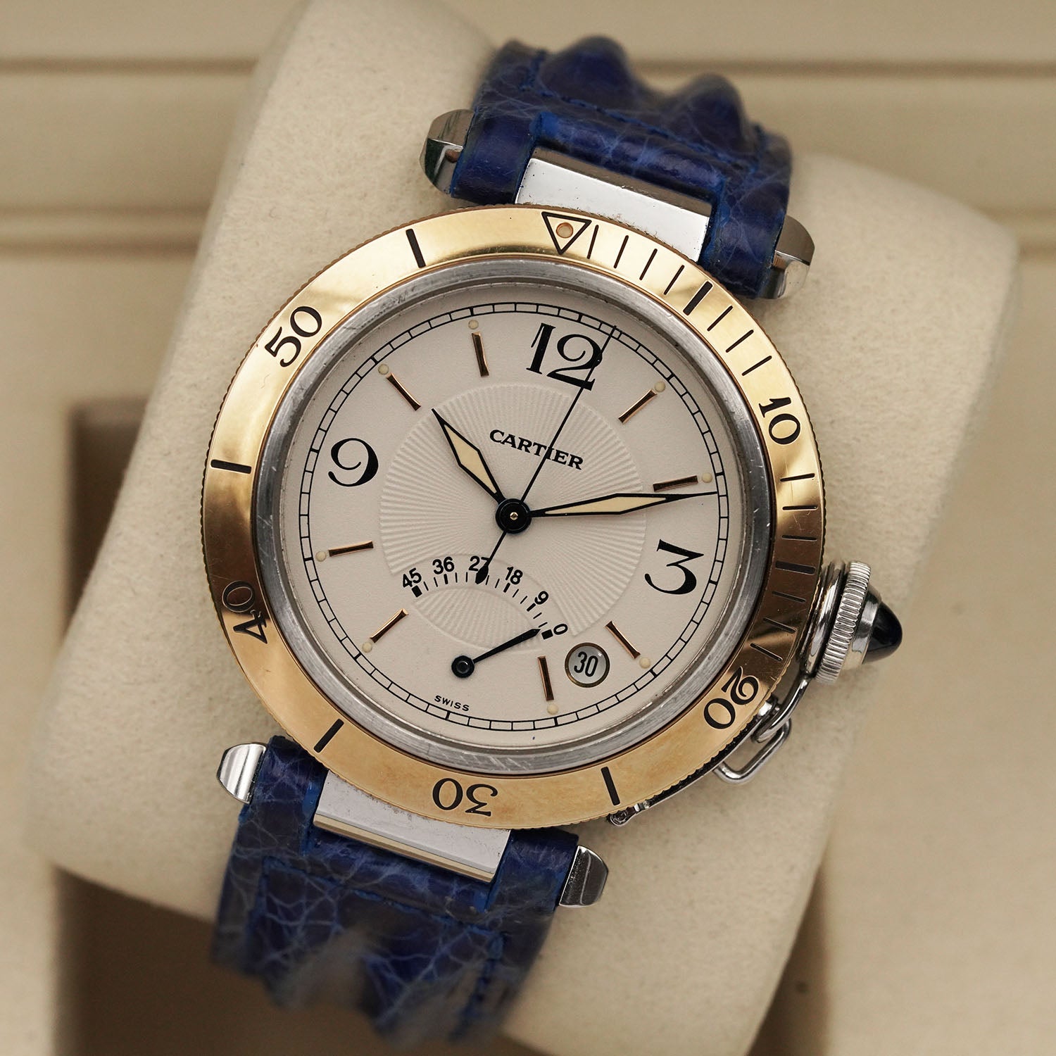 Pasha 1033 power reserve - Cartier