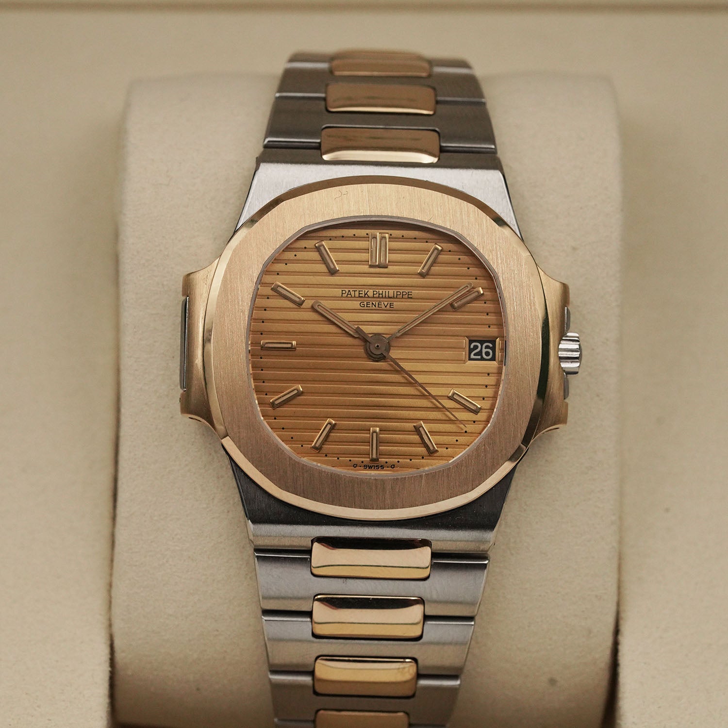 Nautilus 3800 - Patek Philippe