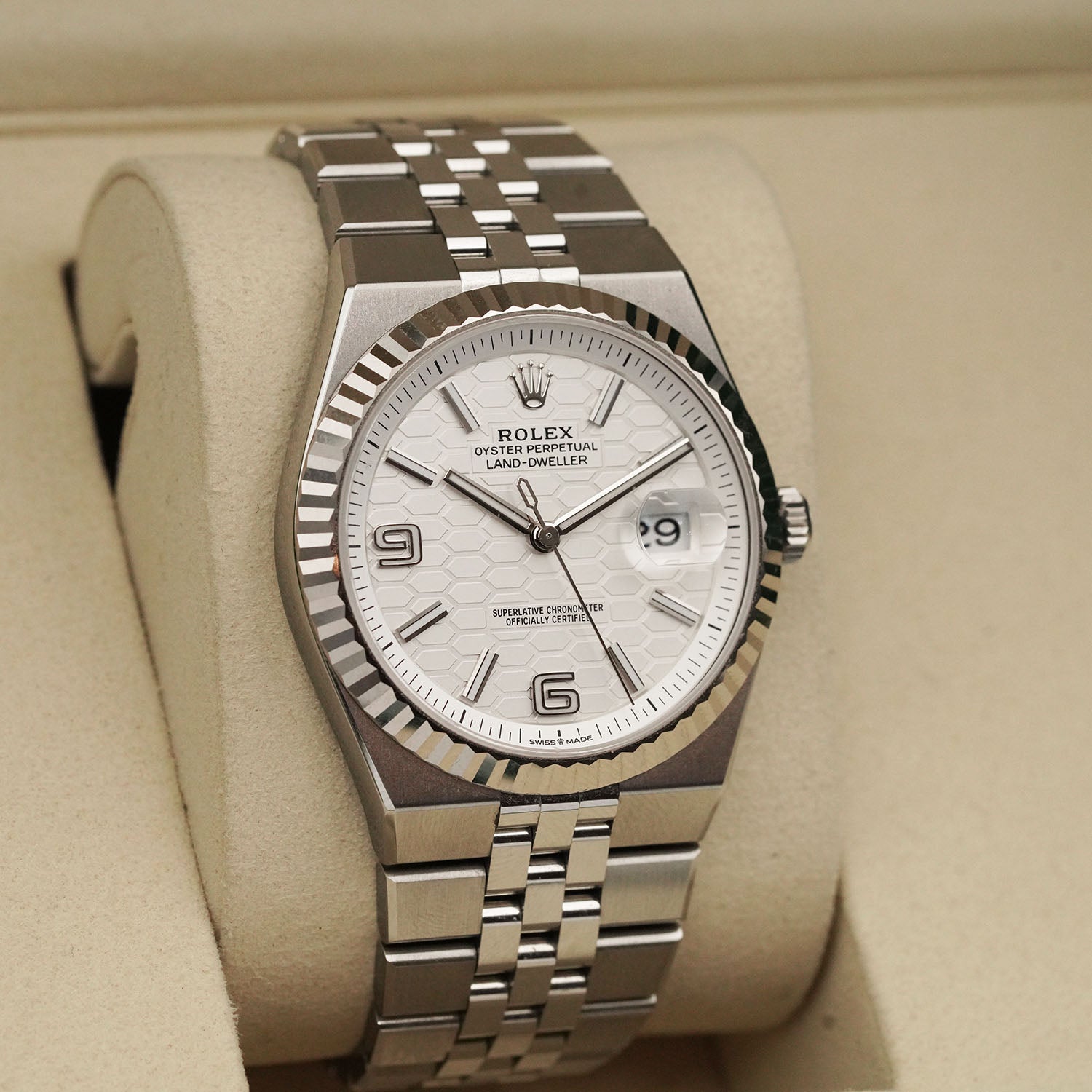 Land Dweller 127334 - Rolex