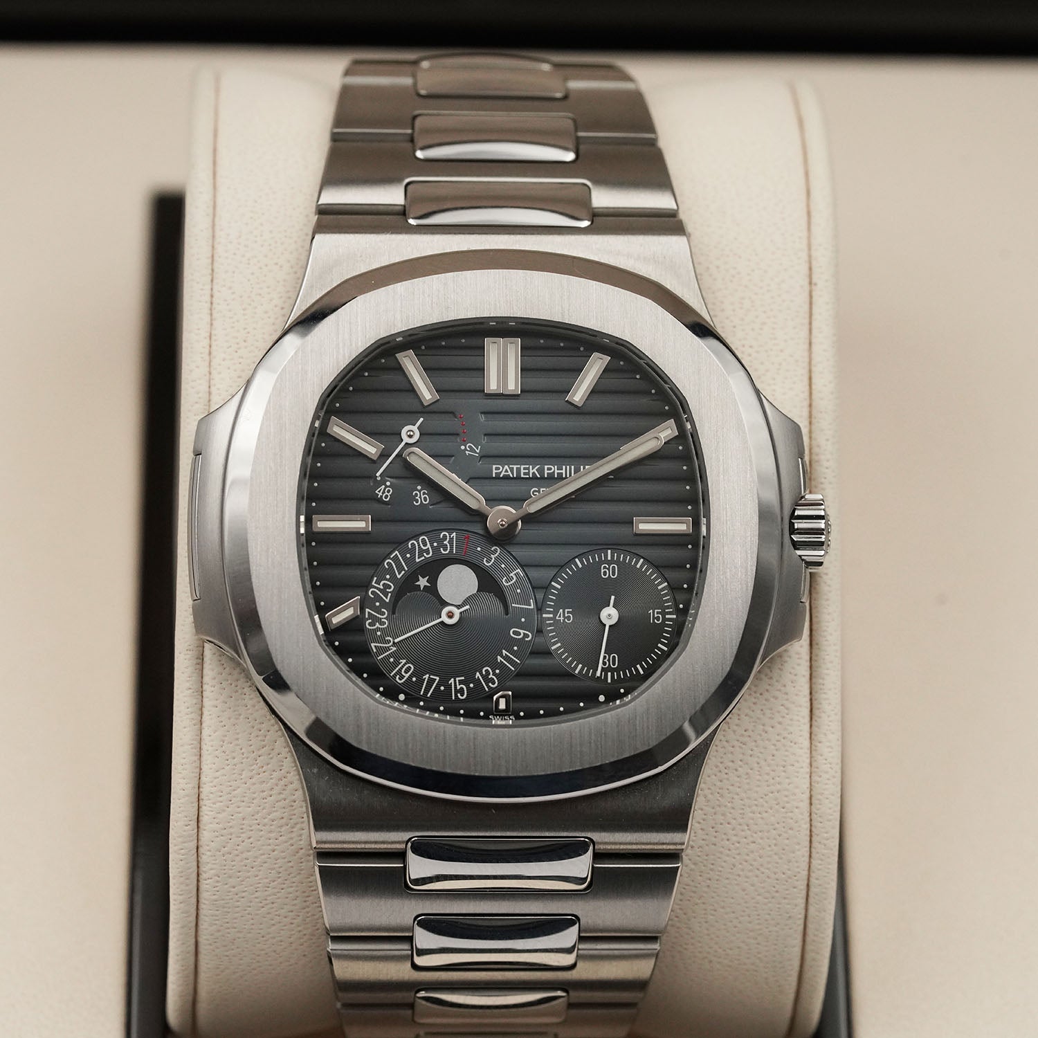 Nautilus 5712/1A - Patek Philippe