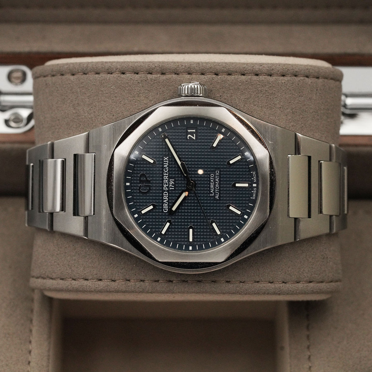 Laureato 81010-11-431-11A - Girard Perregaux