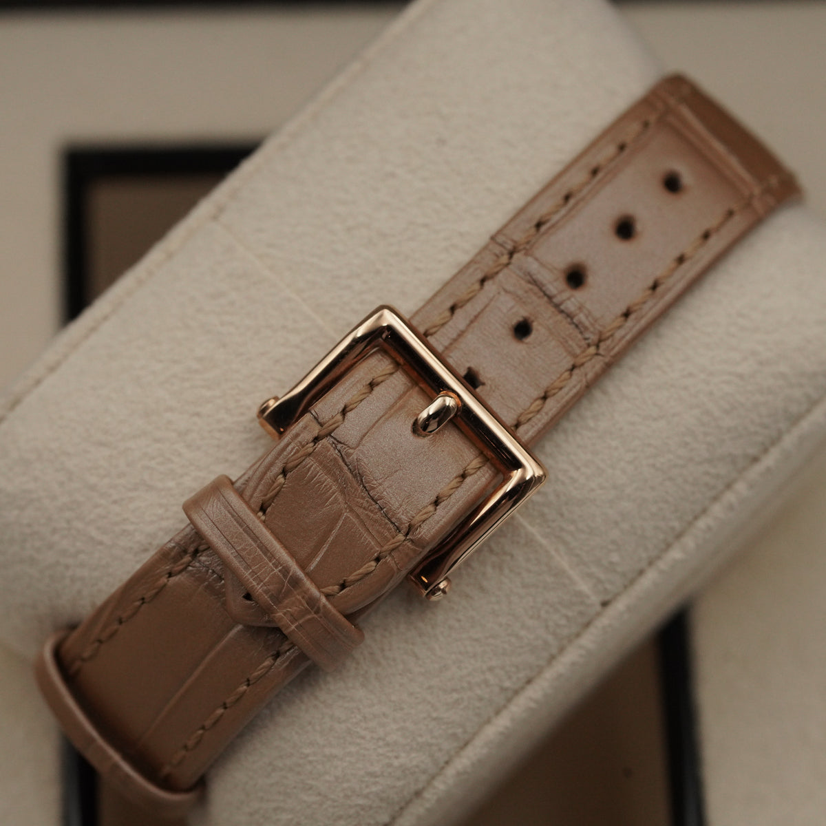 Calatrava 7200R-001 - Patek Philippe