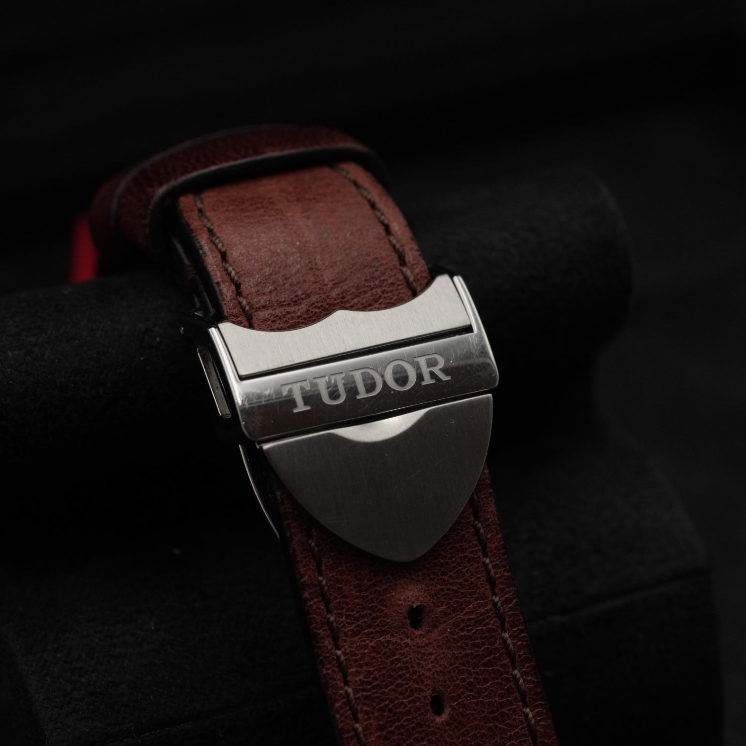 Blackbay Leather - Tudor