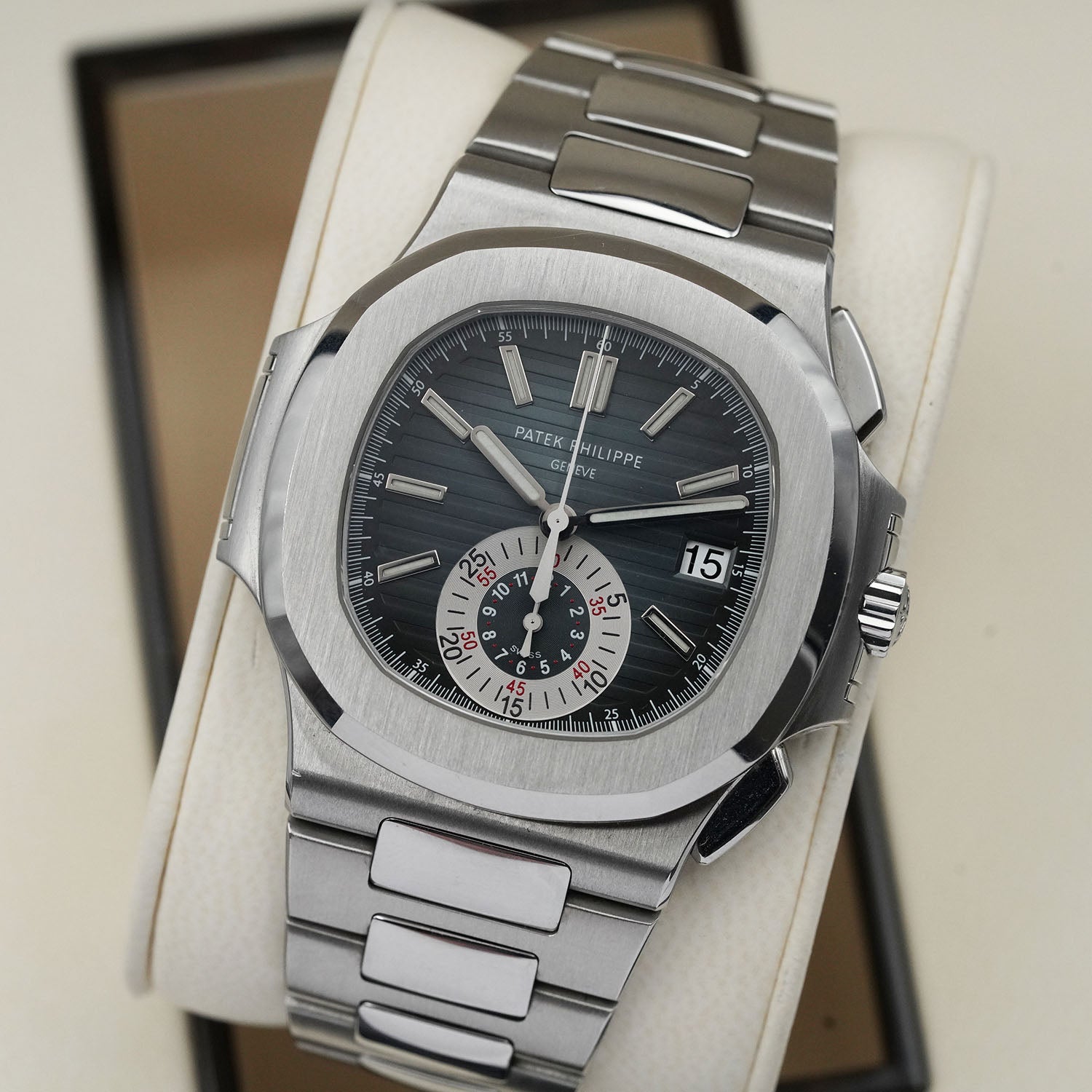 Nautilus 5980 - Patek Philippe