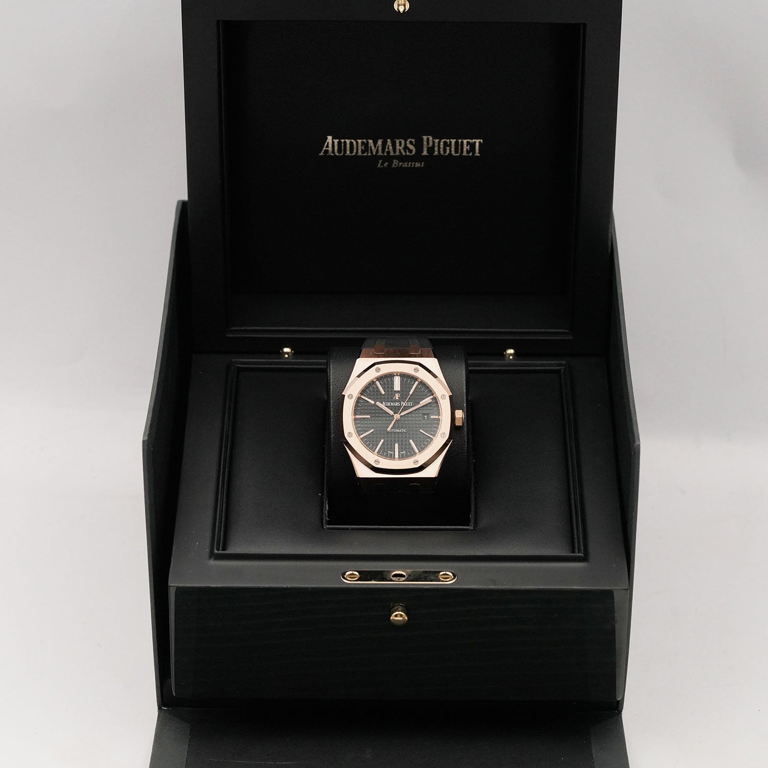 Royal Oak 15400OR - Audemars Piguet