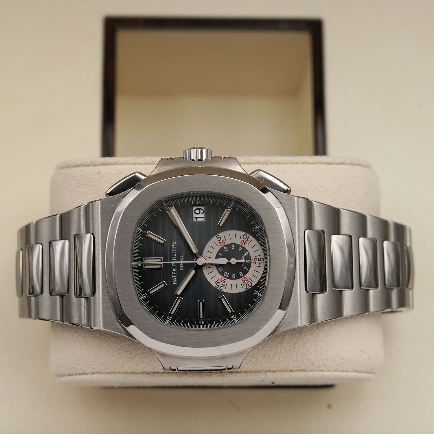 Nautilus 5980/1a-001 - Patek Philippe