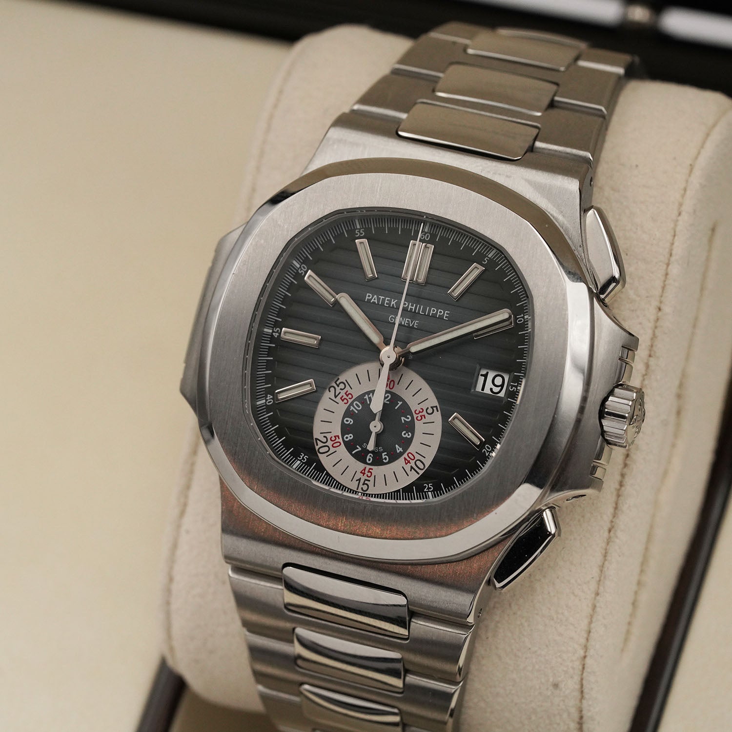 Nautilus 5980/1a-001 - Patek Philippe