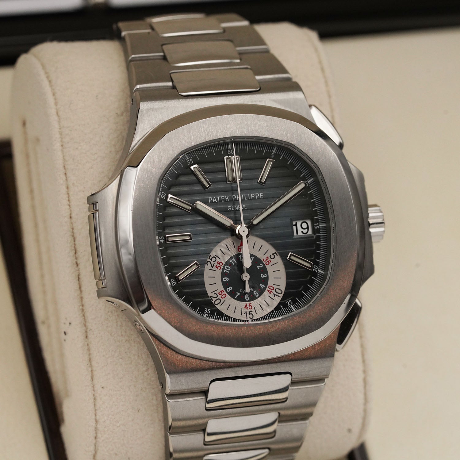 Nautilus 5980/1a-001 - Patek Philippe