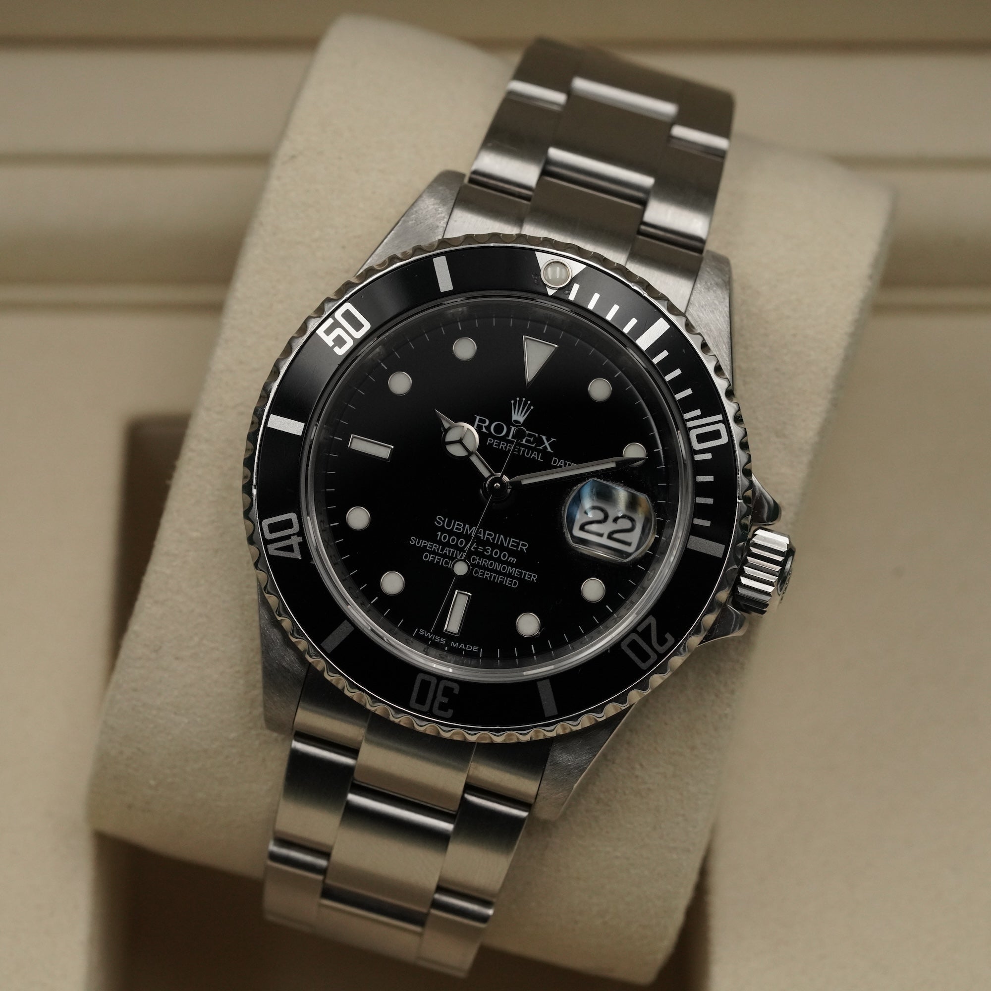 Submariner date 16610 - Rolex