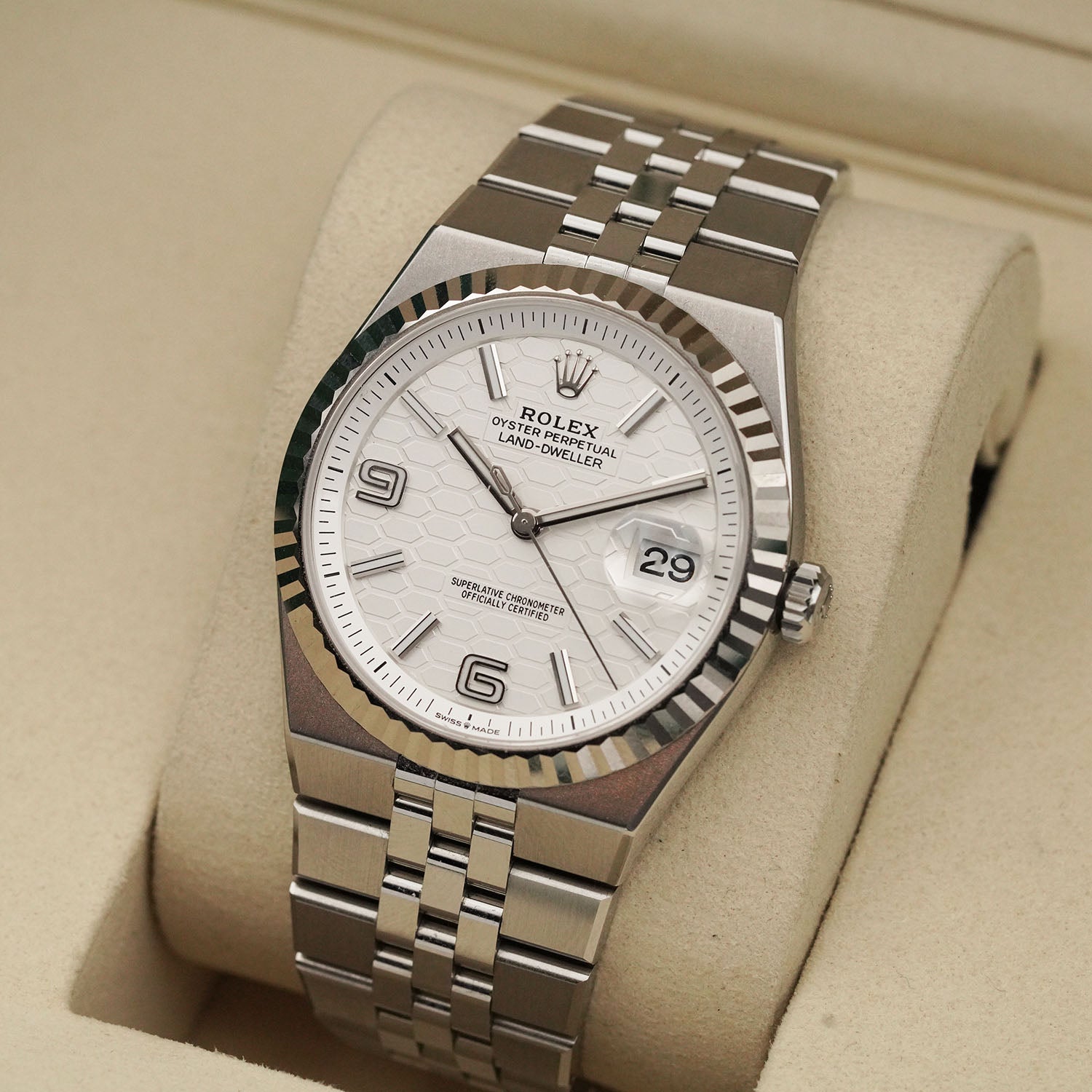 Land Dweller 127334 - Rolex