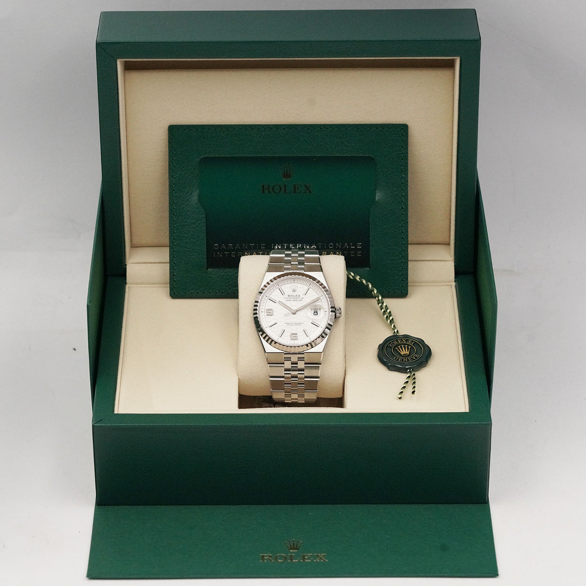 Land Dweller 127334 - Rolex
