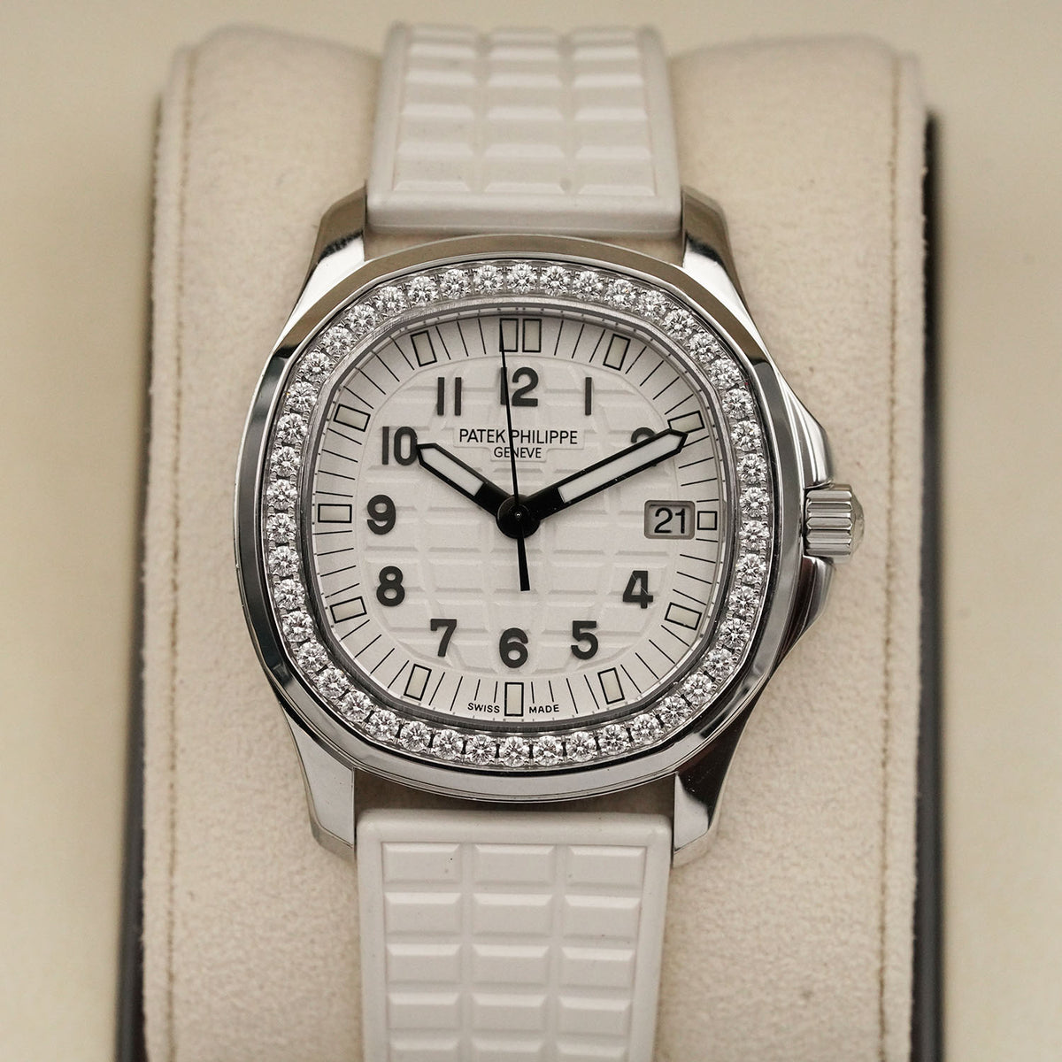 Nautilus  5067A/024 - Patek Philippe
