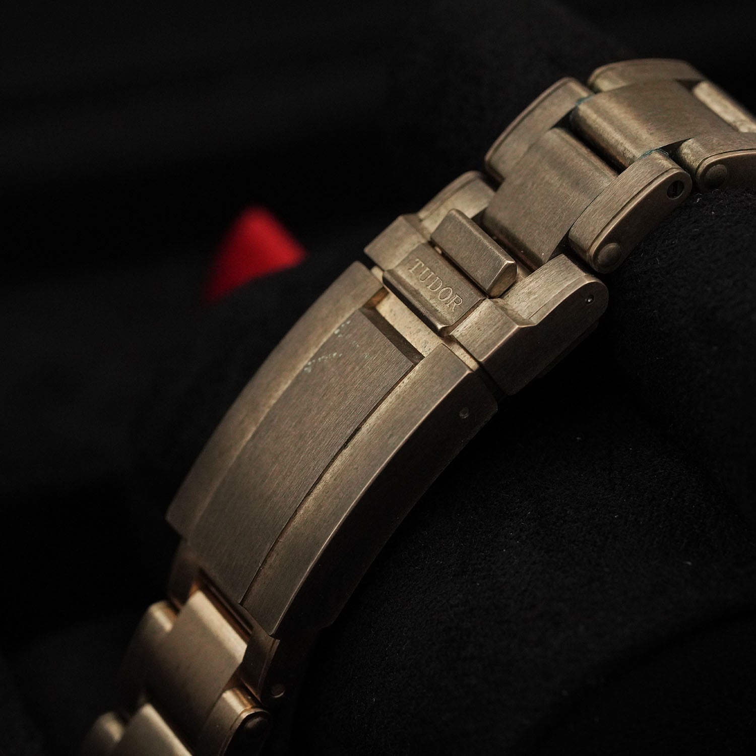 Blackbay Bronze - Tudor